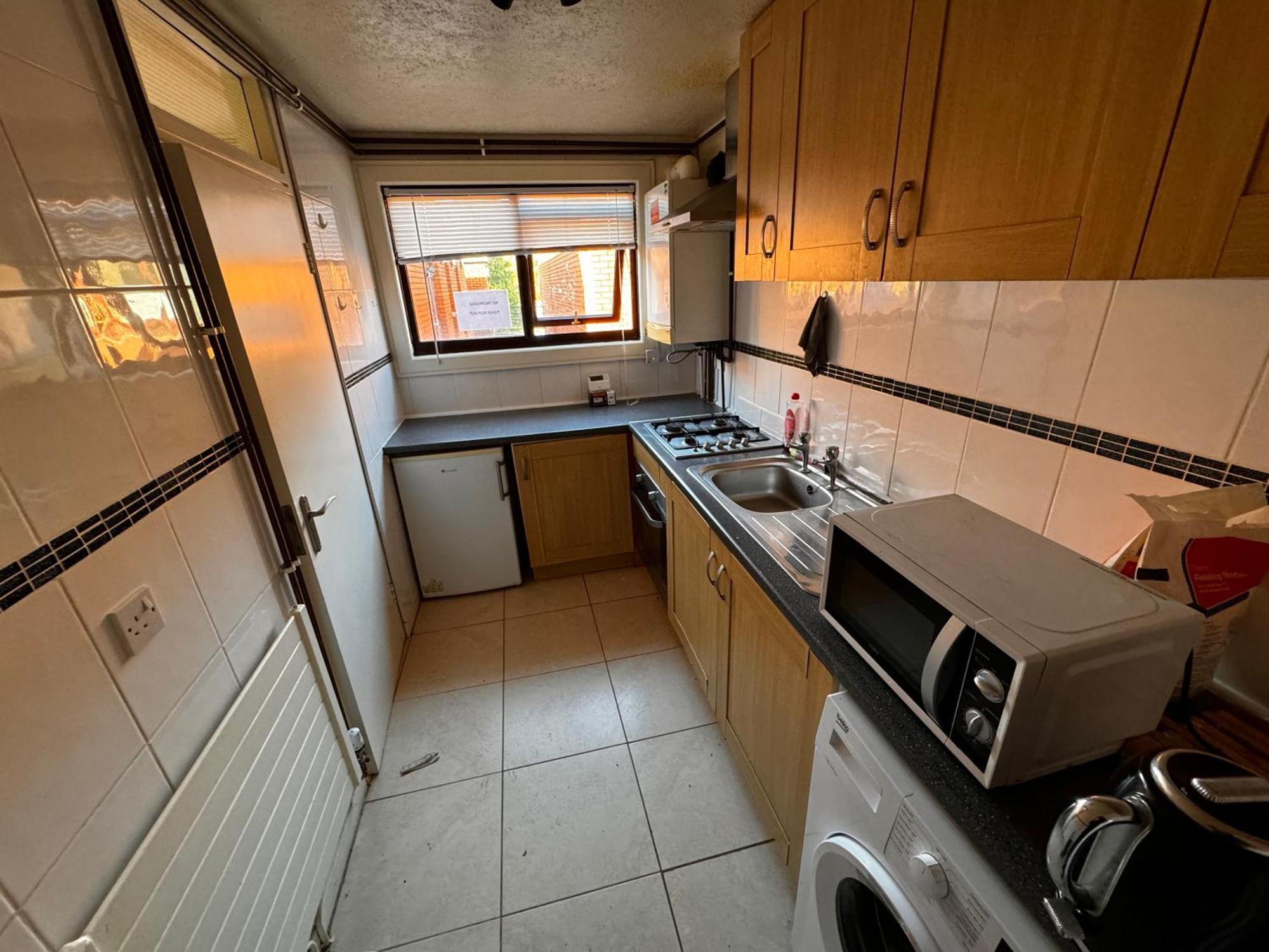 Two-Bedroom Flat Close To Uni & Shopping Center With Free Parking Coventry Dış mekan fotoğraf